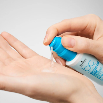 Hyaluronic Haarserum van Bonacure Moisture Kick