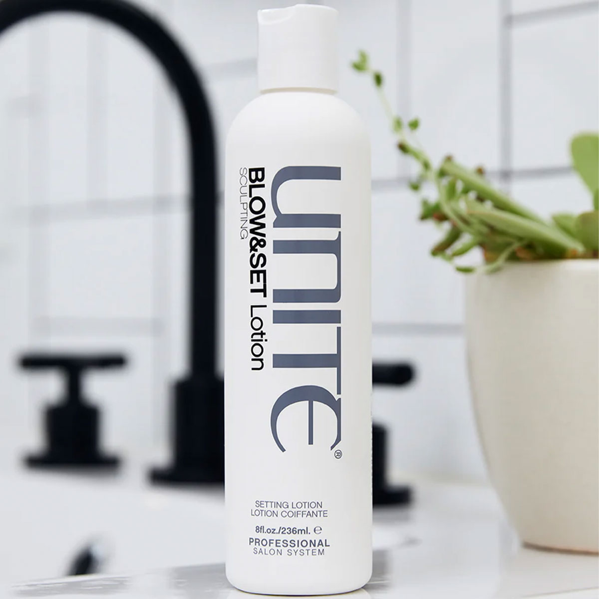 Unite - Blow & Set Lotion - 236 ml 3