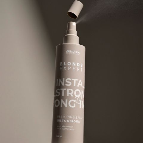 Indola - Blonde Expert - InstaStrong Restoring spray - 300 ml