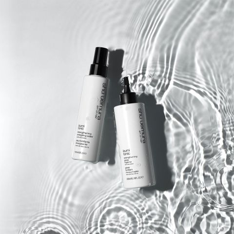 Shu Uemura - Izumi Tonic Strengthening Gloss voor Intense Versteviging en Spiegel-achtige Glans - 200 ml