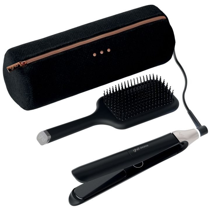 ghd Chronos Styler Gift Set pakshot met stijltang, paddleborstel en zwarte opbergtas
