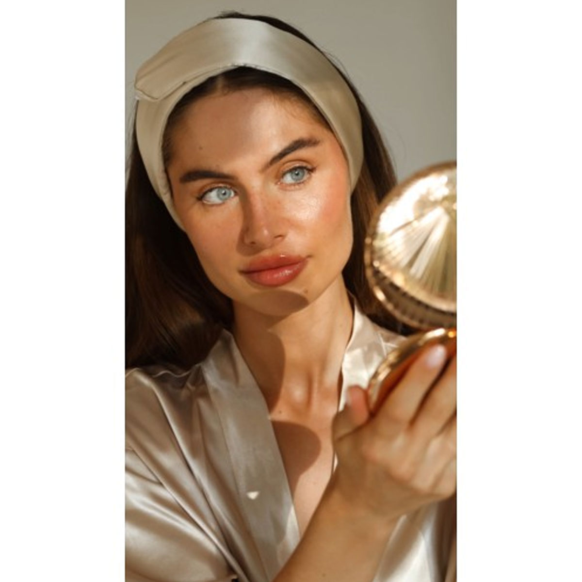 Beauty Pillow - Luxury Silk Glam Band - Champagne 3