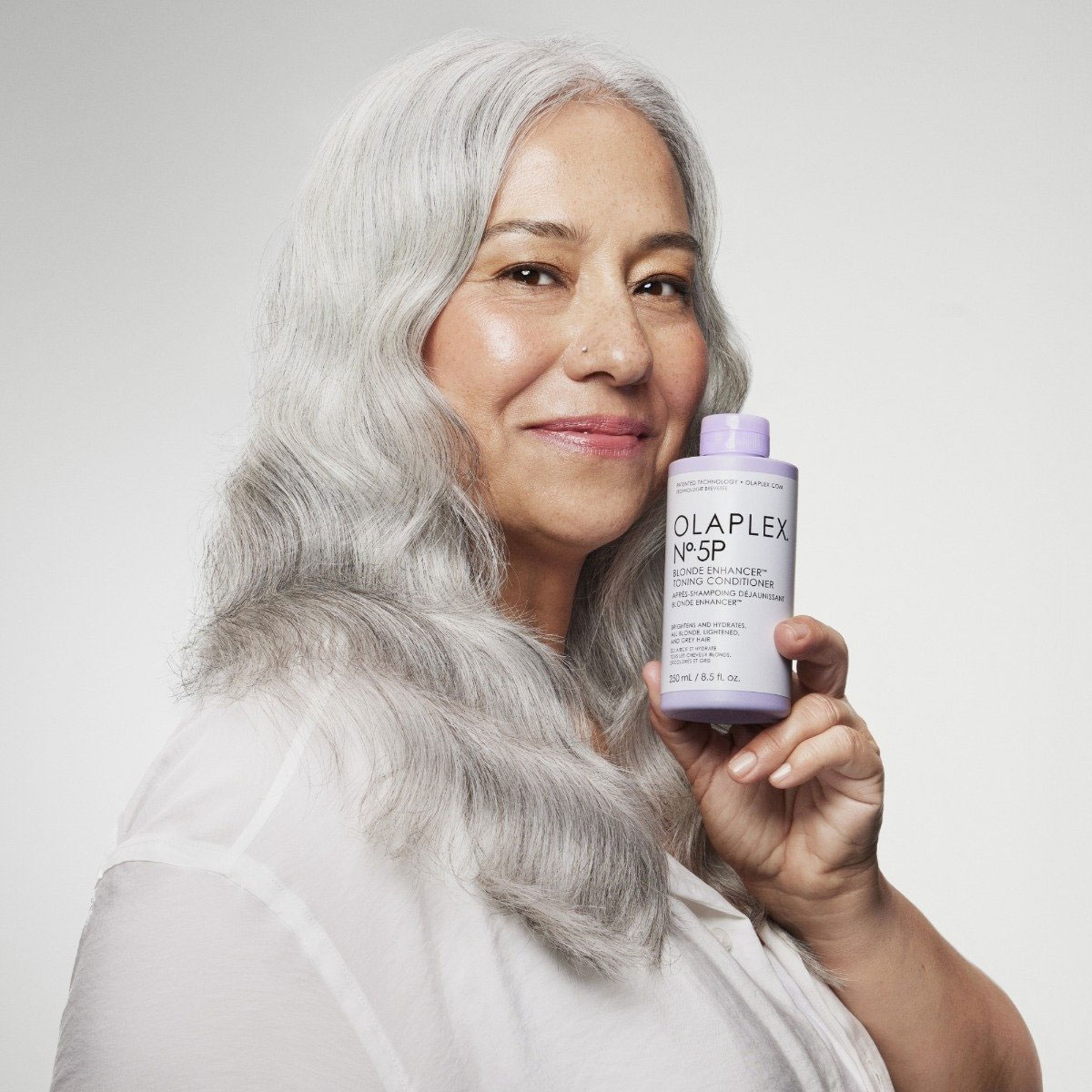 Olaplex - Blonde Enhancer Toning Conditioner No. 5P - 250 ml 2